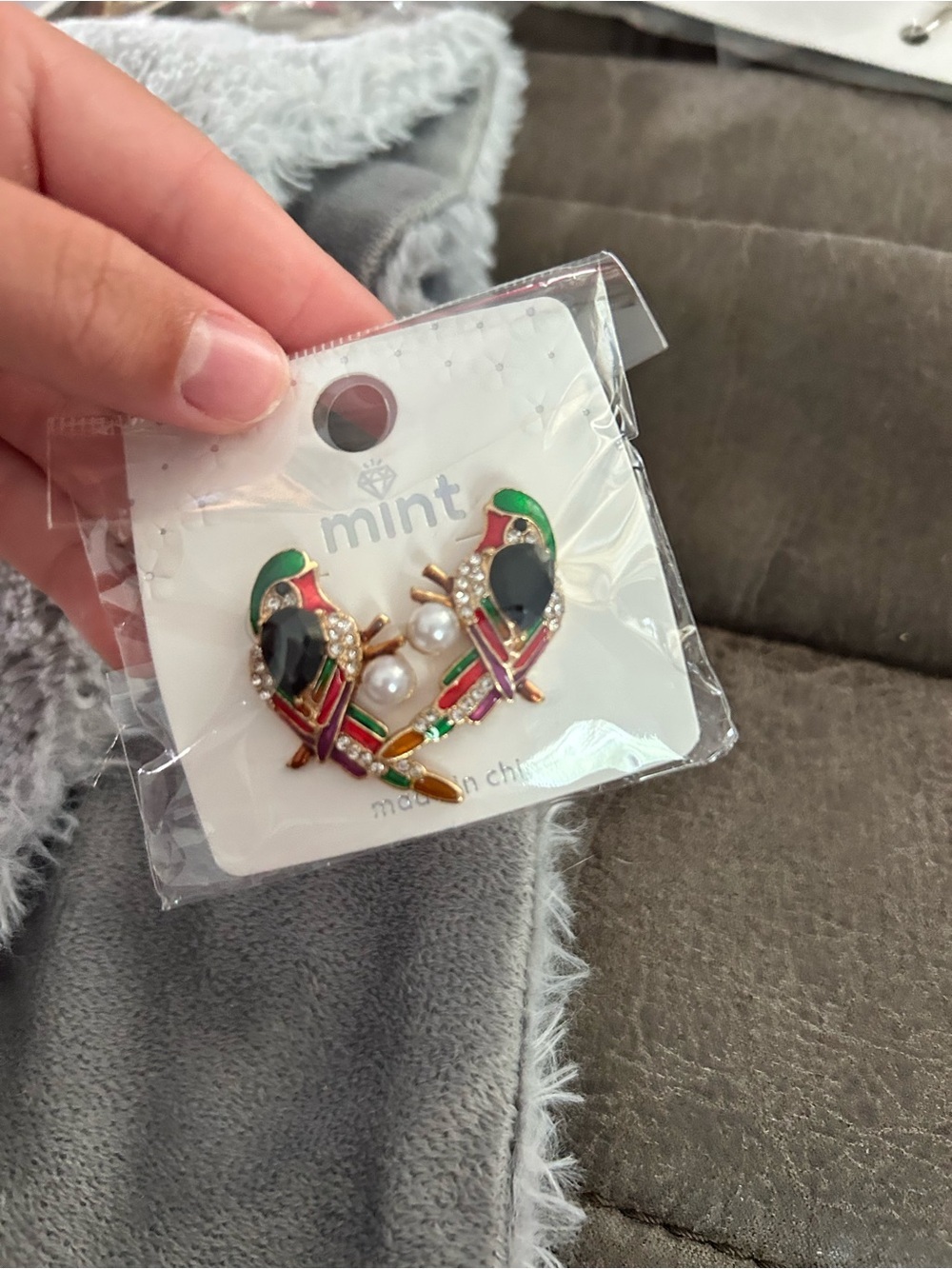 5/$25 Mint Colorful Parrot Pearl Stud Earrings